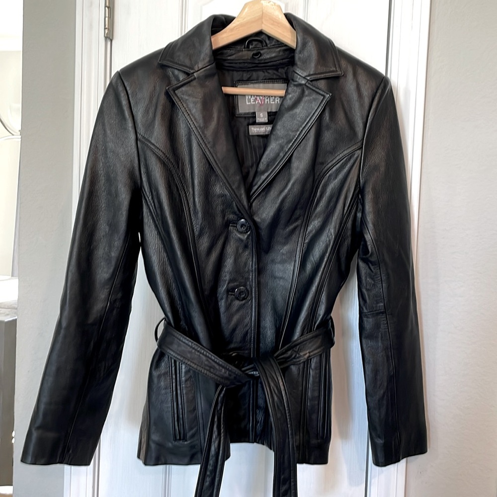Wilsons genuine leather coat with removable faux fur collar women’s small